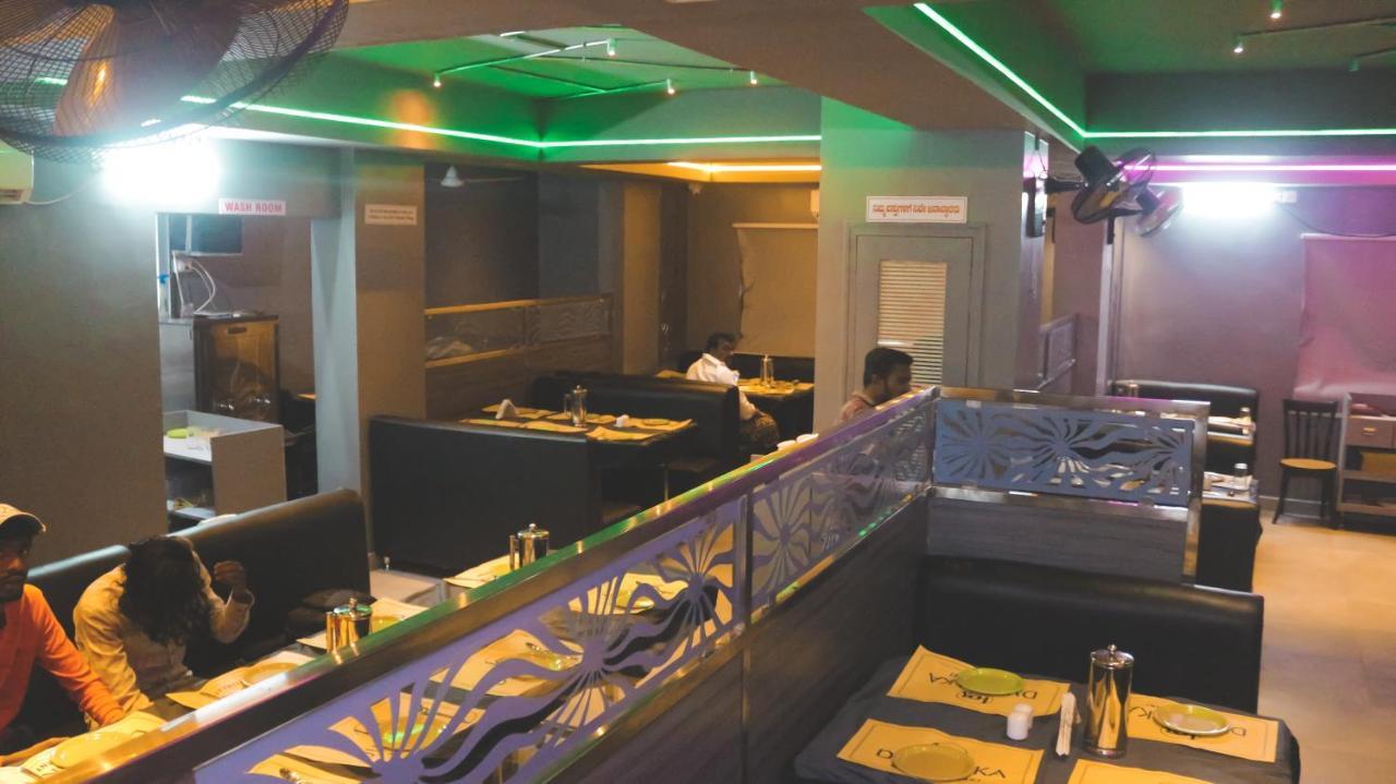 Iroomz Dwaraka Residency Bellary Exteriör bild